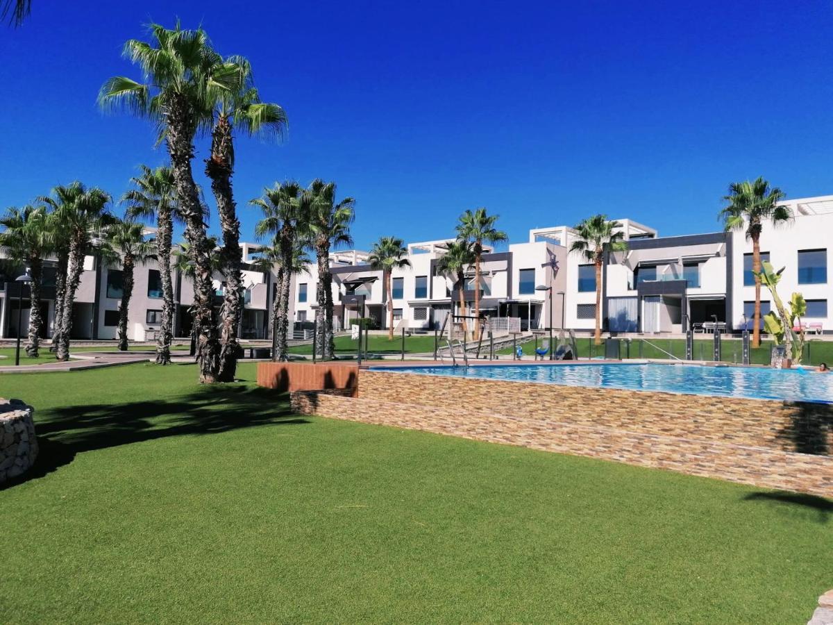 Bright Bungalow Oasis Beach La Zenia Ориуэла Экстерьер фото