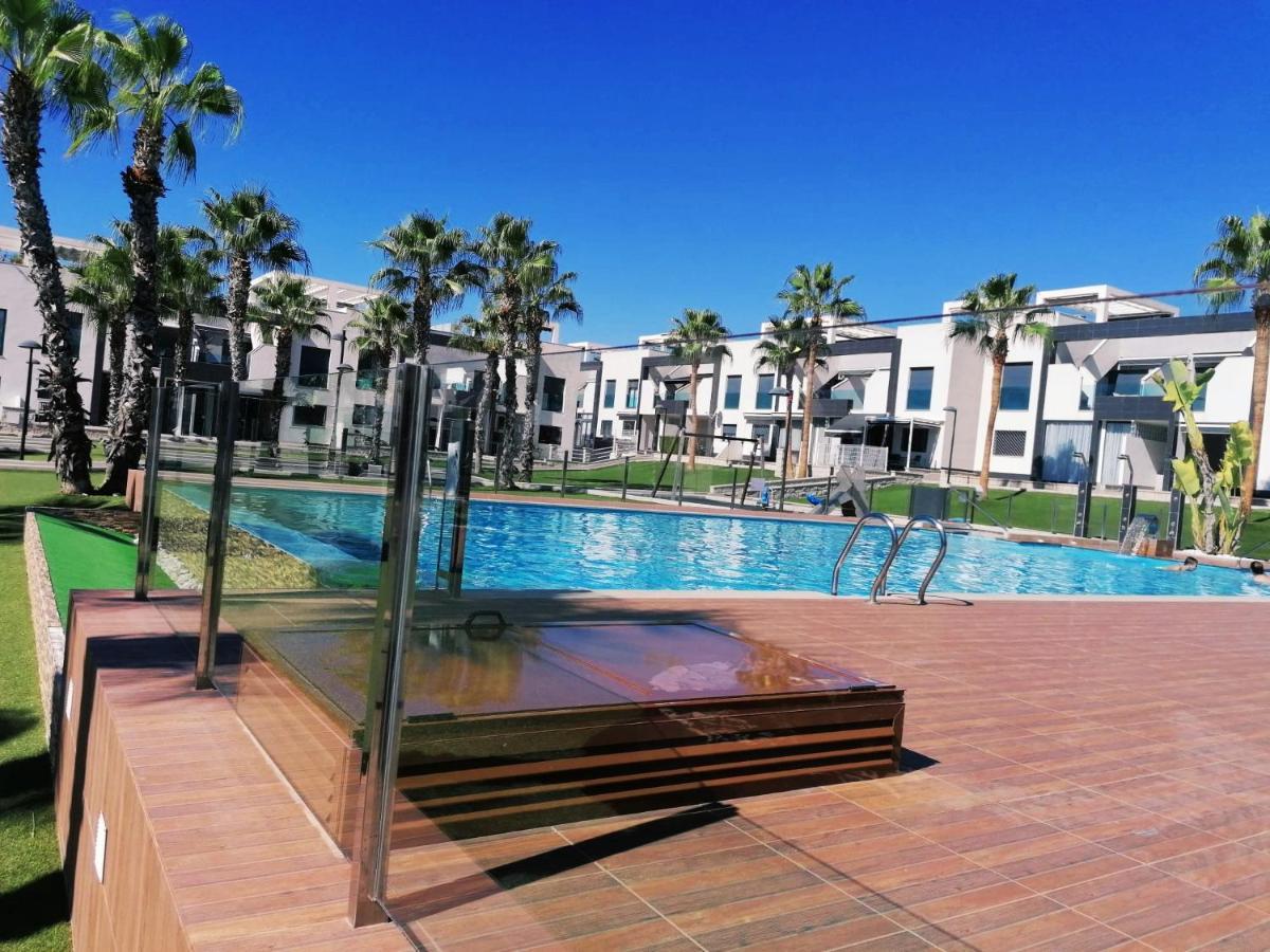 Bright Bungalow Oasis Beach La Zenia Ориуэла Экстерьер фото