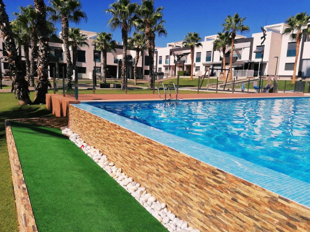 Bright Bungalow Oasis Beach La Zenia Ориуэла Экстерьер фото