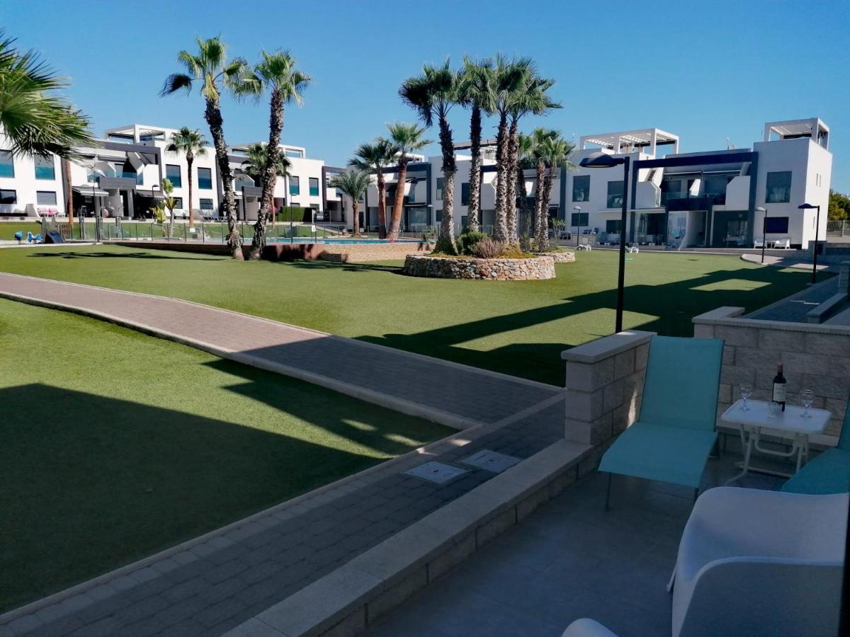 Bright Bungalow Oasis Beach La Zenia Ориуэла Экстерьер фото
